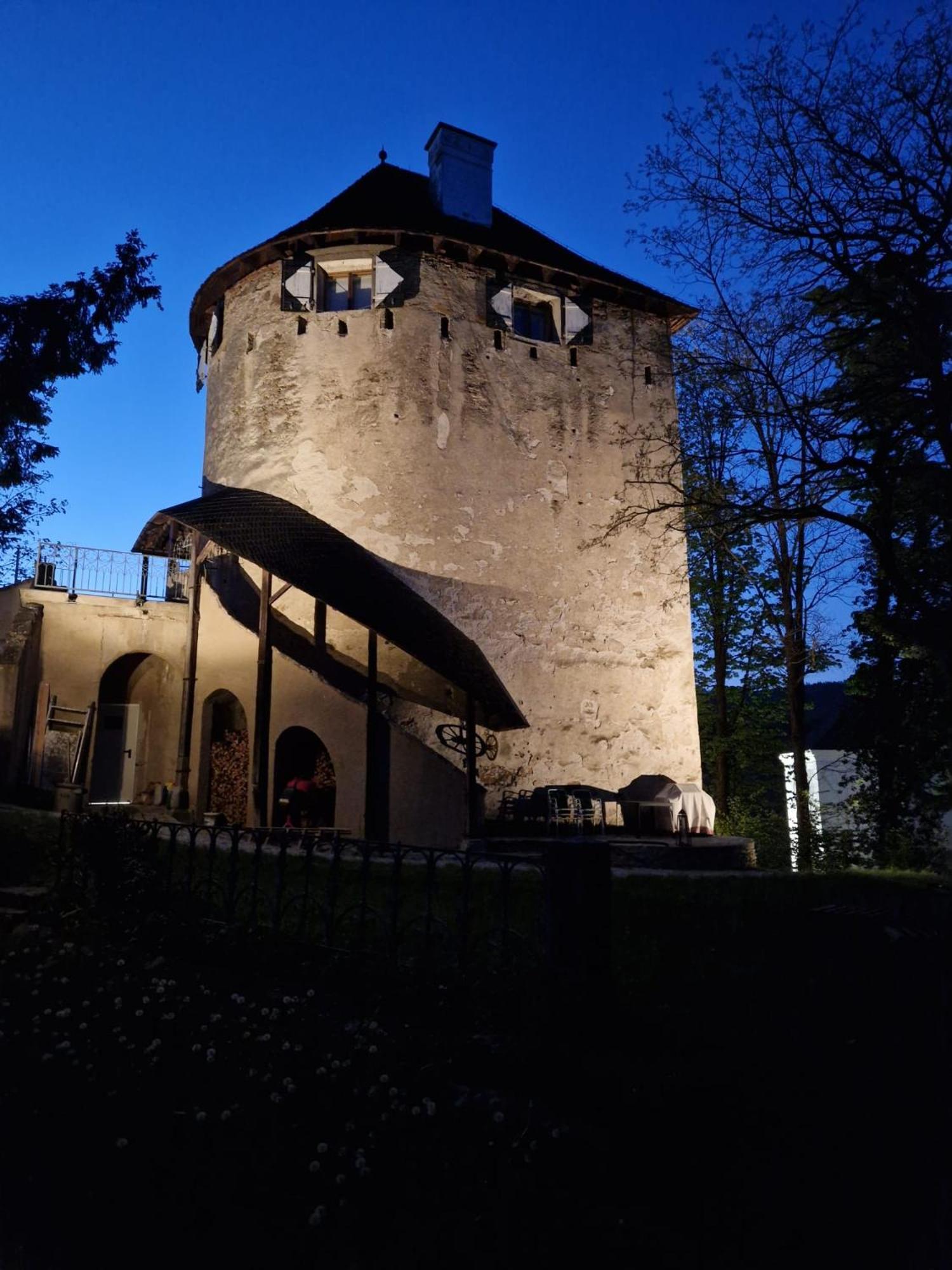 Der Turm Leiben Apartments Exterior photo
